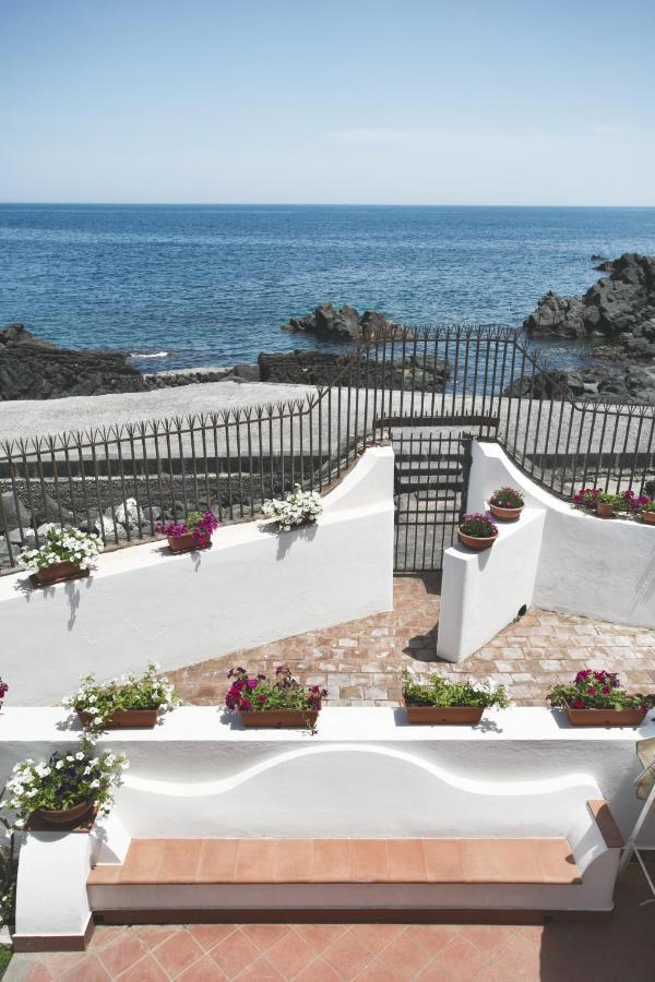 Villa Stella Del Mare Ачиреале Экстерьер фото