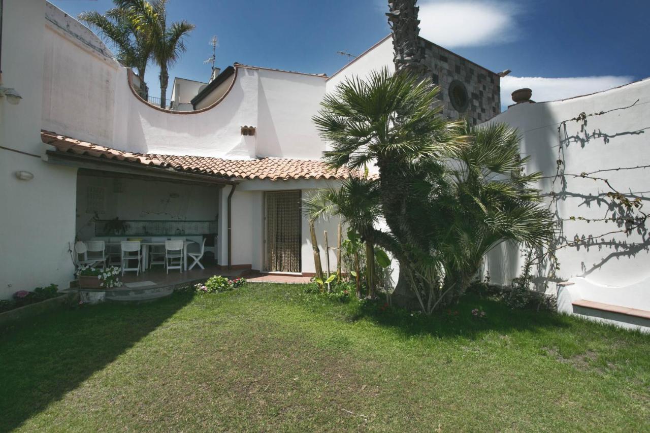 Villa Stella Del Mare Ачиреале Экстерьер фото